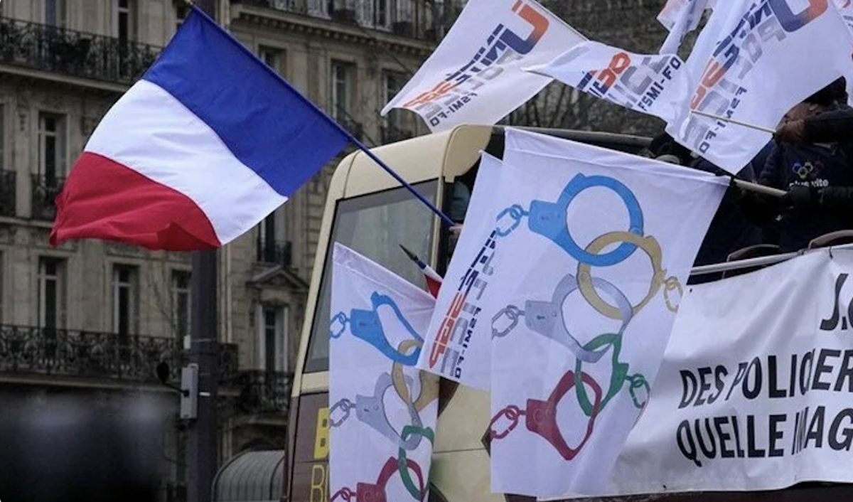 Yaz Olimpiyat Oyunları Fransa için bayram havasında geçemeyecek!