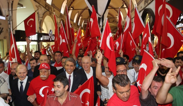 15 Temmuz'dan 11 Ağustos'a Meydanlarda 26 gün... Yayınlanmamış fotoğraflar -1-