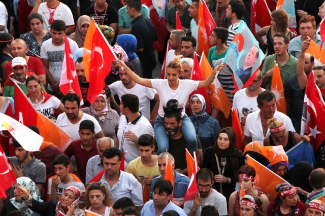 15 Temmuz'dan 11 Ağustos'a Meydanlarda 26 gün... Yayınlanmamış fotoğraflar -2-