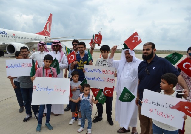 15 Temmuz'dan 11 Ağustos'a Meydanlarda 26 gün... Yayınlanmamış fotoğraflar -2-