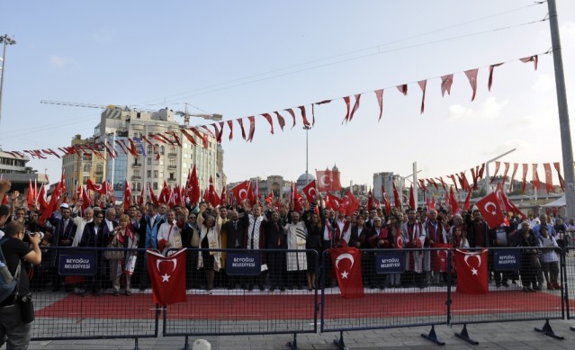 15 Temmuz'dan 11 Ağustos'a Meydanlarda 26 gün... Yayınlanmamış fotoğraflar -2-