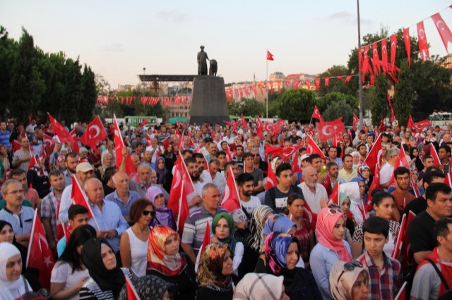 15 Temmuz'dan 11 Ağustos'a Meydanlarda 26 gün... Yayınlanmamış fotoğraflar -5-