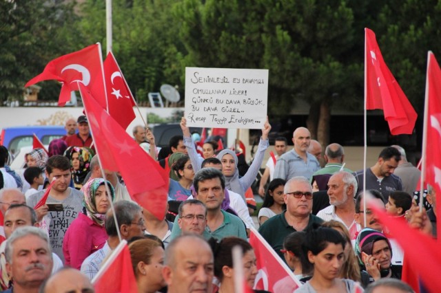 15 Temmuz'dan 11 Ağustos'a Meydanlarda 26 gün... Yayınlanmamış fotoğraflar -4-