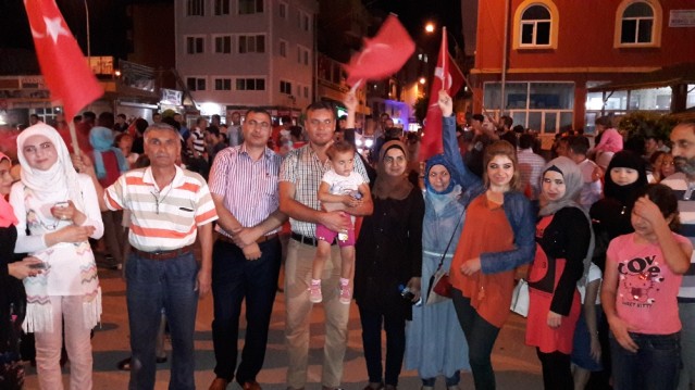 15 Temmuz'dan 11 Ağustos'a Meydanlarda 26 gün... Yayınlanmamış fotoğraflar -4-