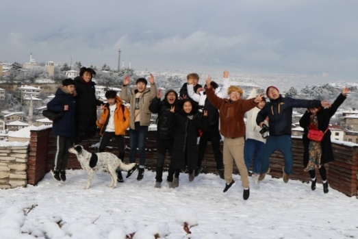 Safranbolu'da kar,  Muradiye Şelalesi’nde don, İstanbul’da beyaz örtü ve yurttan kar manzaraları...