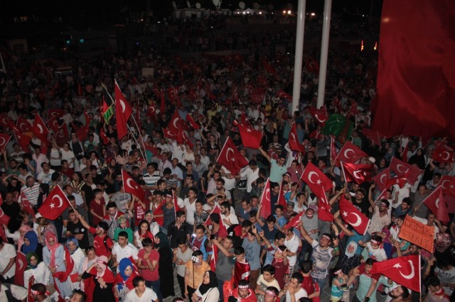 15 Temmuz'dan 11 Ağustos'a Meydanlarda 26 gün... Yayınlanmamış fotoğraflar -5-