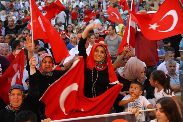 15 Temmuz'dan 11 Ağustos'a Meydanlarda 26 gün... Yayınlanmamış fotoğraflar -2-