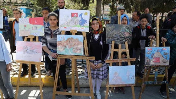 '11 bin çocuk, 11 bin resimle' rekorlar kitabına girdi