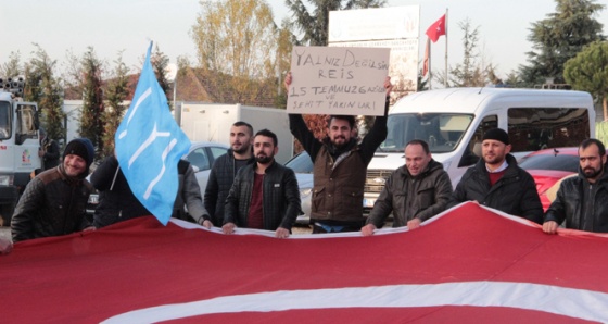 15 Temmuz gazilerinden Cumhurbaşkanına ‘yalnız değilsin’ mesajı