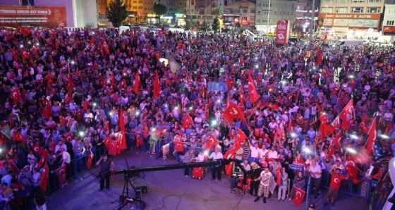 15 Temmuz’u en iyi anlatan makale belli oldu