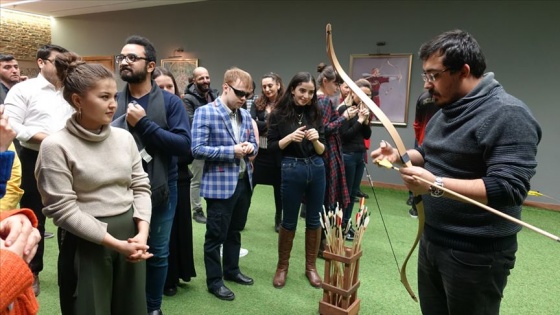 16 ülkeden Türkologlar ok atma deneyimi yaşadılar