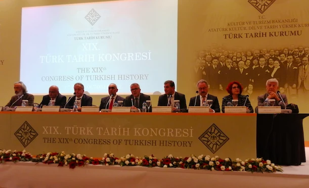 19. Türk Tarih Kurultayı görkemli bitti -Ramazan Topraklı yazdı-