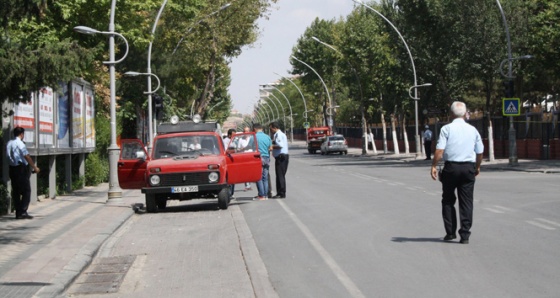 2.Ordu Karargahı önünde hareketli dakikalar