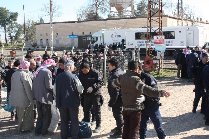 Kobani’ye dönüşler hızlandı