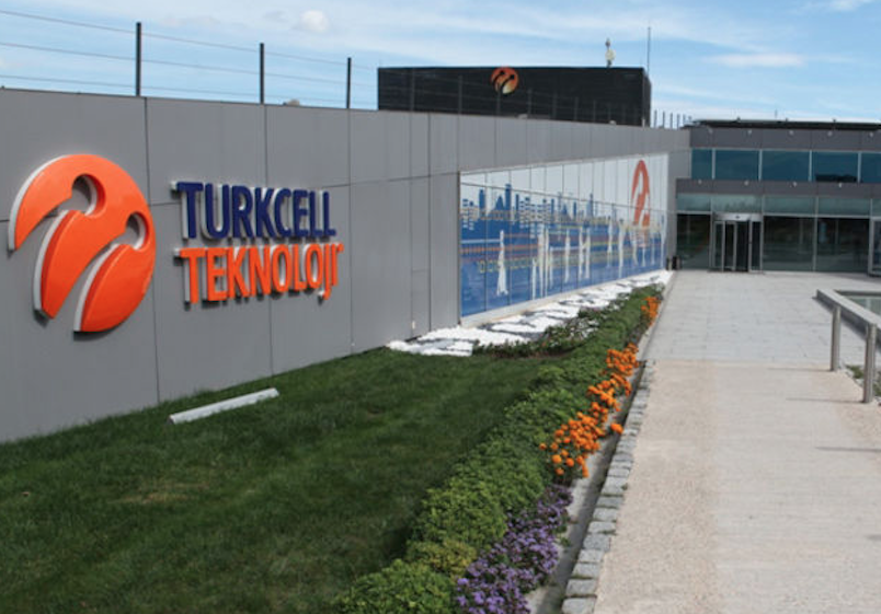 Turkcell gelir büyüme beklentisini yükseltti