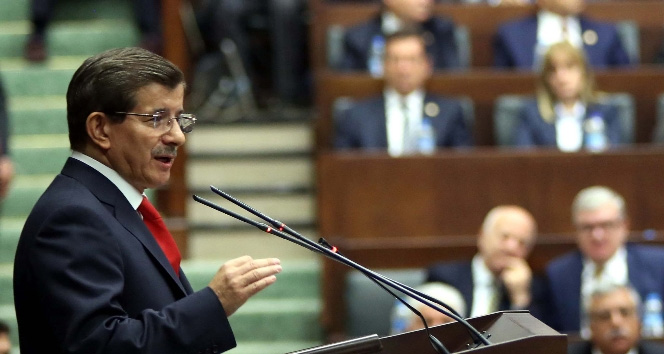 Davutoğlu: 77 milyon herkes birbiriyle selamlaşsın