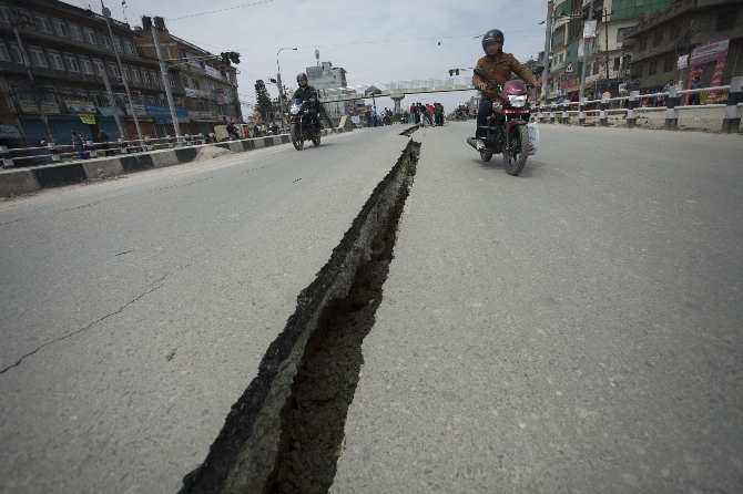 Nepal'de korku filmlerini aratmayan görüntüler!