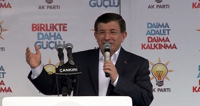 Davutoğlu: 'Buna 'Binbir Kemal Masalları' demek lazım'