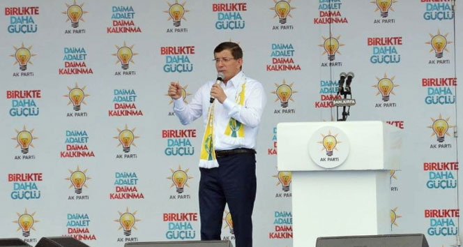 Davutoğlu: 'Orada bayrağımız sonsuza kadar dalgalanacak'