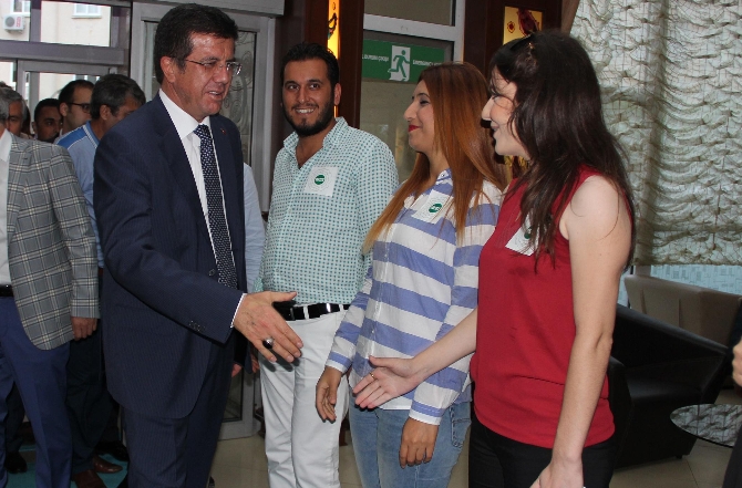 Bakan Zeybekçi: Millete bir daha gitmekten asla çekinmeyiz!