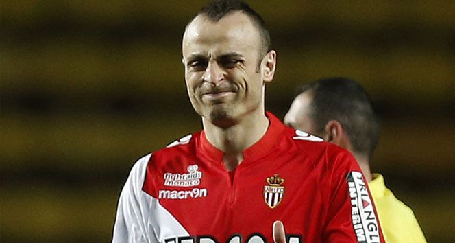 Antalyaspor Berbatov ve François Clerc ile ilgileniyor