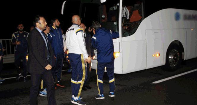 Fenerbahçe, Rize'den dönüş programını değiştirdi