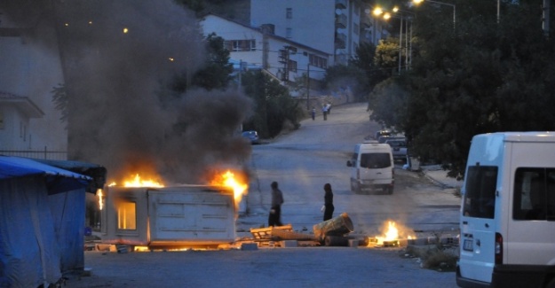 Tunceli’de izinsiz gösteri