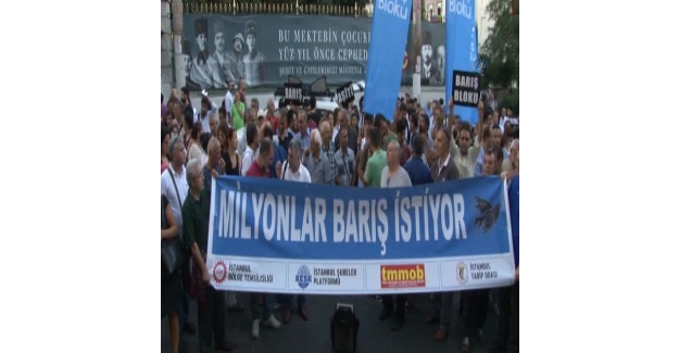 Beyoğlu’nda "Dünya Barış Günü" eylemi