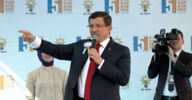 Davutoğlu kongrede