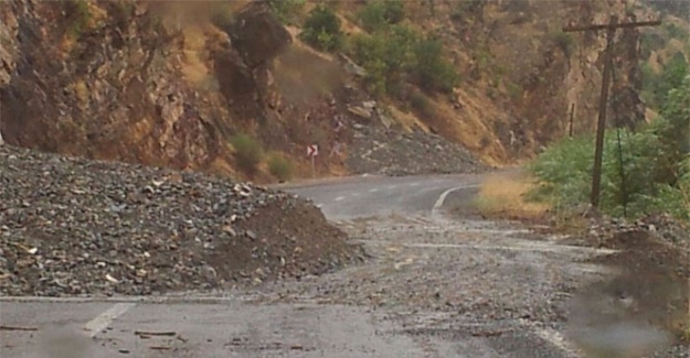 Hakkari - Çukurca yolu kapatıldı