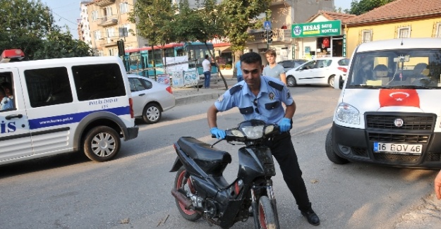 Hırsız, kül kedisi gibi geride ayakkabılarını bıraktı