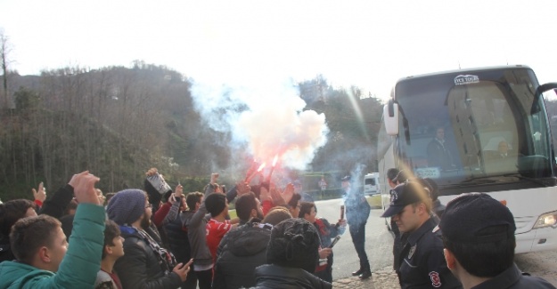 Kartal Arnavutluk’a uçtu