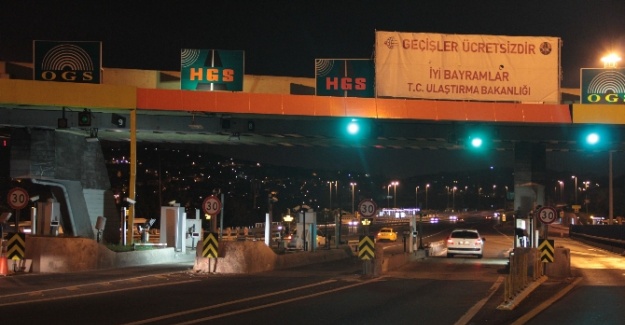 Köprü ve otoyollarda ücretsiz geçiş başladı