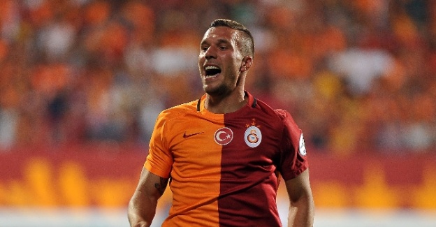 Podolski: "Şampiyona karşı daha istekli oynuyorlar"