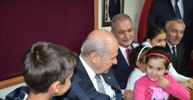 Bahçeli memleketinde