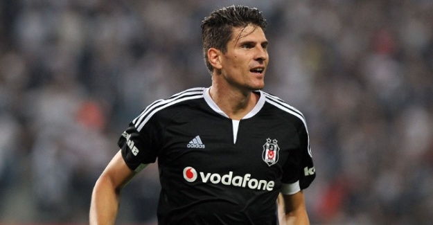 Mario Gomez milli takım kapısını araladı