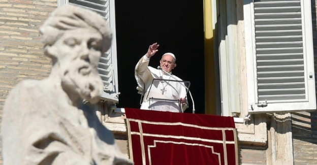 Papa Francis’in beyninde tümör mü var ?