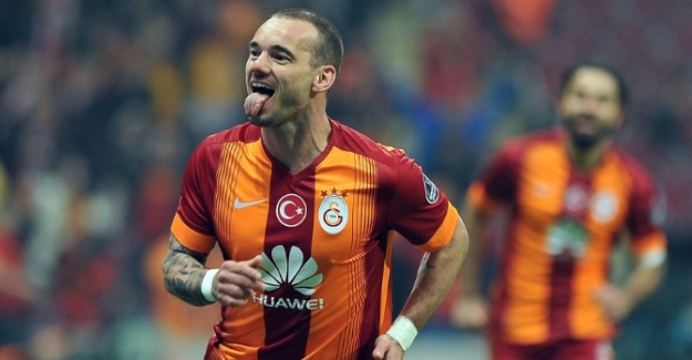 Sneijder’le 2018’e kadar devam