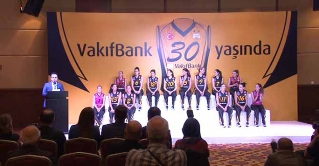 Vakıfbank sezonu açtı