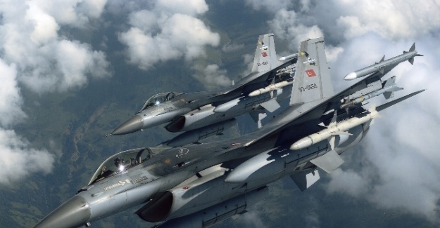 4 F-16 uçağı Suriye sınırında