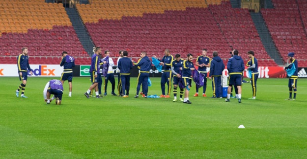 Amsterdam Arena’da  11’ler belli oldu