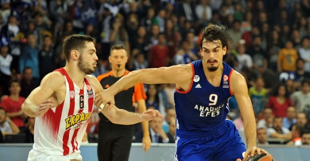 Anadolu Efes, Yunan temsilciyi mağlup etti