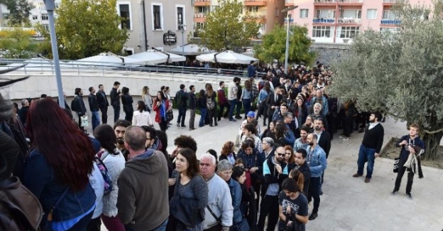 İzmir’de Mujıca izdihamı