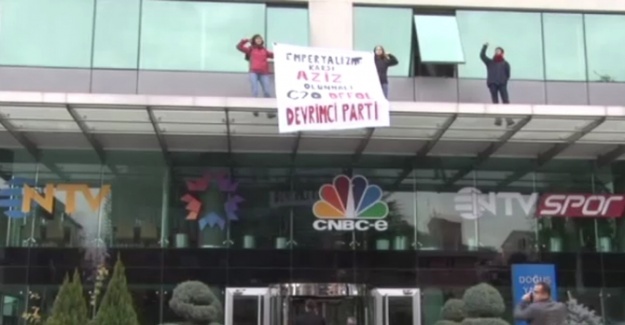 NTV’nin çatısında G-20 protestosu