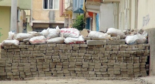 Nusaybin ve Derik’te yasak sürüyor