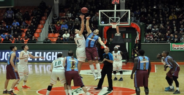 Banvit sahasında galip geldi