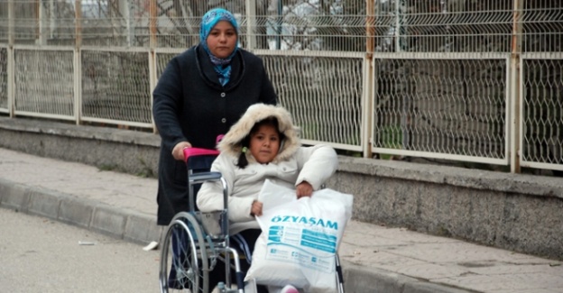 Küçük Şeydanur tedavi edilmeyi bekliyor