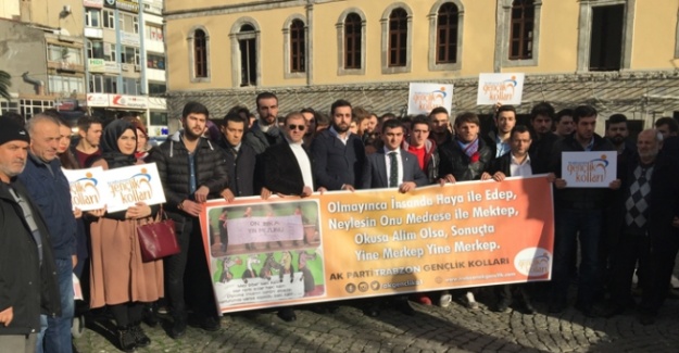 ODTÜ’de namaz kılanlara yönelik saldırıya protesto