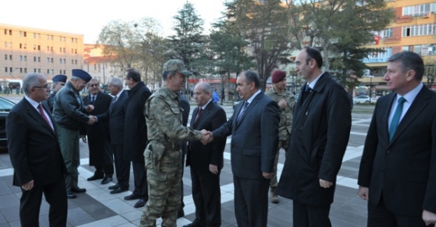 Orgeneral Akar Eskişehir’de