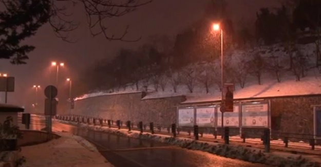 İstanbul’da kar hız kesmiyor